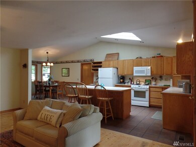 12532 Waddell Creek Ct SW, Olympia, WA 98512 - photo 5