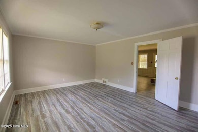 111 Camellia Ln, Greenville, NC 27858 - photo 2