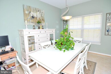 2589 Running Wolf Trail, Odenton, MD 21113 - photo 5