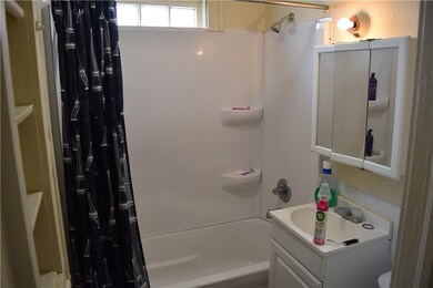 1516 Reverend J T Menifee St, Anderson, IN 46016 - photo 7