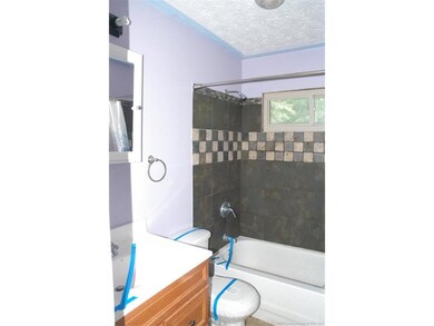 2107 Carlton Dr, New Albany, IN 47150 - photo 7