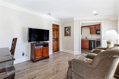 La Plaza Apartments - Fully Furnished, Metairie, LA 70001 - photo 7