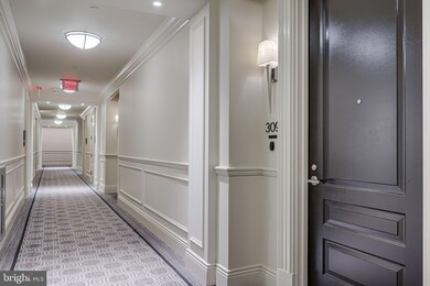 The Signet unit 309, McLean, VA 22101 - photo 5