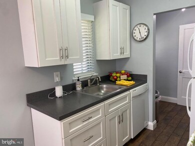 1417 Quebec St, Hyattsville, MD 20783 - photo 6