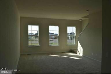 43511 Wheadon Terrace, Chantilly, VA 20152 - photo 4