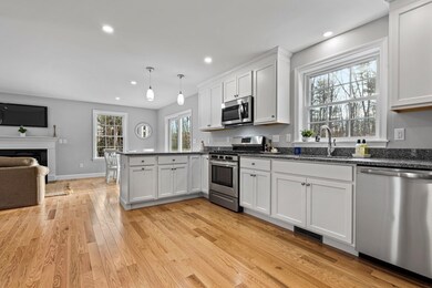 55 Ash Swamp Rd, Newmarket, NH 03857 - photo 5