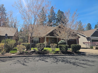 19501 Pond Meadow Ave, Bend, OR 97702 - photo 2