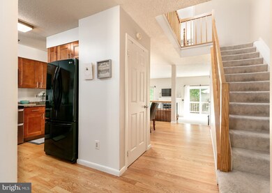 1413 Newport Spring Ct, Reston, VA 20194 - photo 2