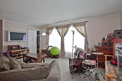 2304 Sigwalt St, Rolling Meadows, IL 60008 - photo 2