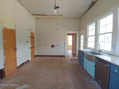 5 Kitchen