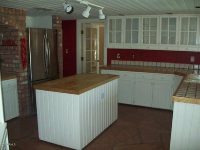 Old Photo of Kitchen from 2008
