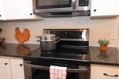 28 Greenbriar Rd, Keene, NH 03431 - photo 7