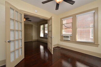 1644 Hawthorne St unit 1, Houston, TX 77006 - photo 6