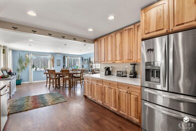 15-web-or-mls-5320 N New Cir (17 of 58)