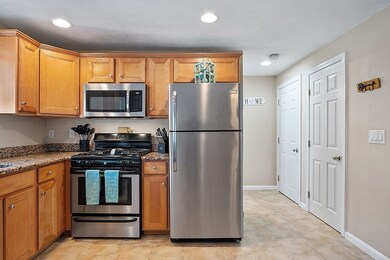 44 Joseph Ave unit 9, Dracut, MA 01826 - photo 3