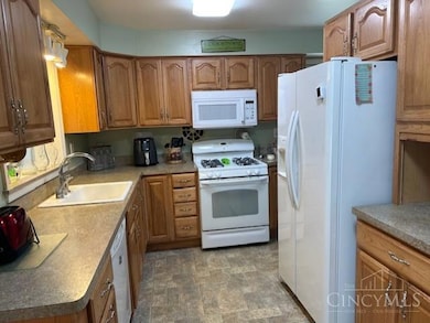 1533 Corcoran Place, Cincinnati, OH 45224 - photo 6