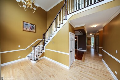 unlisted-address, Elmhurst, IL 60126 - photo 2