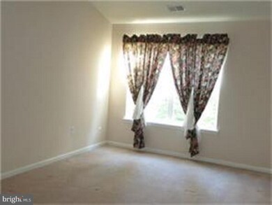 196 Chancellor Dr, Woodbury, NJ 08096 - photo 5