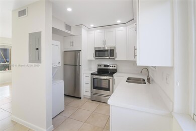 930 SW 24th Ct unit B, Miami, FL 33135 - photo 4