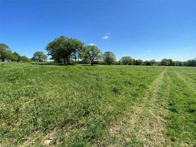 647 County Road 3250, Decatur, TX 76234 - photo 4