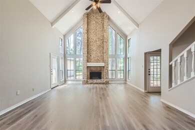 12118 Rocky Lake Dr, Houston, TX 77070 - photo 3