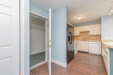 Stoney Creek Condominiums unit 25, Milford, NH 03055 - photo 5