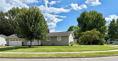 1231 Maleda Dr, Eau Claire, WI 54703 - photo 3