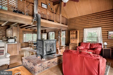 395 Three Mile Bank Ln, Edinburg, VA 22824 - photo 6