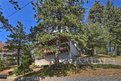 23966 Zurich Ct, Crestline, CA 92325 - photo 3