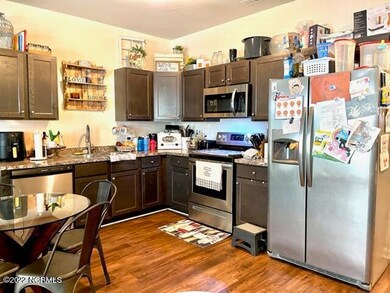 502 Kenan Loop, Jacksonville, NC 28546 - photo 7