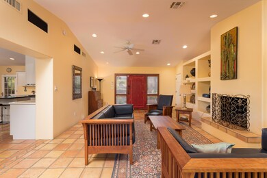AZA_Listings_6635_SmoketreeLn-11