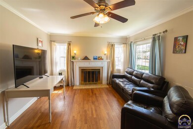 1170 SW Oakley Ave, Topeka, KS 66604 - photo 2