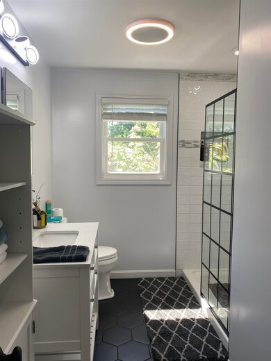 3 Claire St, Rochester, NH 03867 - photo 6