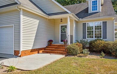 Sellers are offering a 1-year home warranty!