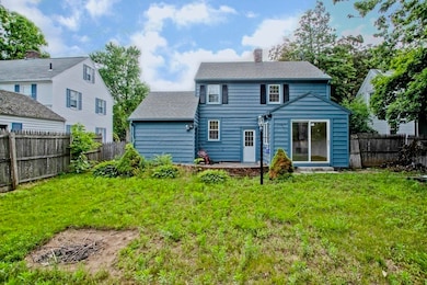 27 Brighton St, Springfield, MA 01118 - photo 4