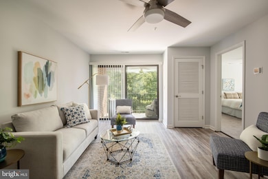 Clipper Cay unit 301, Annapolis, MD 21401 - photo 3