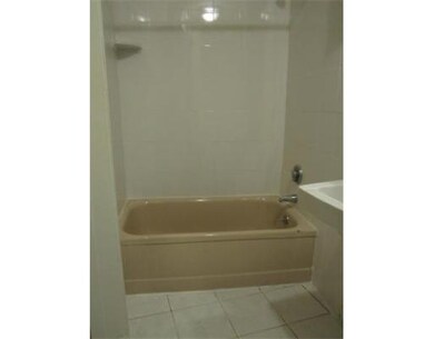 11 Charter St unit 1, Boston, MA 02113 - photo 4