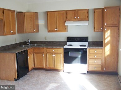 748 Morris Rd, East Greenville, PA 18041 - photo 3