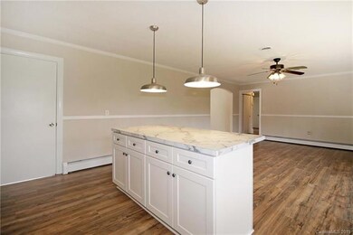 615 Greenway Dr, Statesville, NC 28677 - photo 6