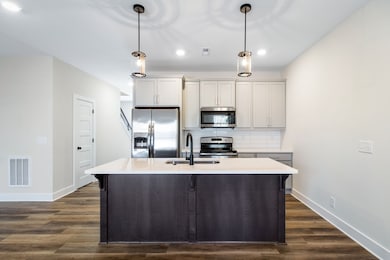 160 Excell Rd unit I, Clarksville, TN 37043 - photo 5