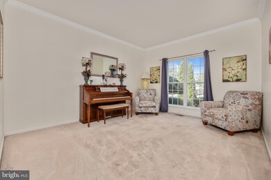 1989 Strathmore Dr, MacUngie, PA 18062 - photo 5