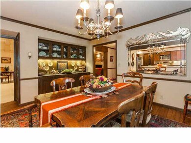 Eating Space with built-in buffet
