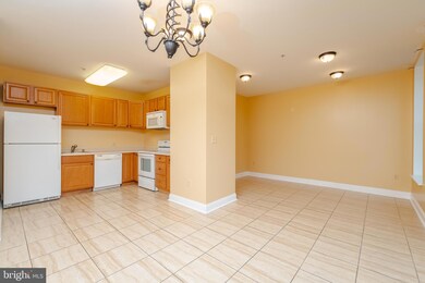 422 W Franklin St unit 2B, Baltimore, MD 21201 - photo 7