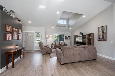 53845 Pine Grove Rd, La Pine, OR 97739 - photo 7