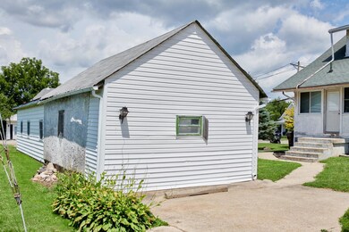 201 N Broadway St, Blanchester, OH 45107 - photo 4