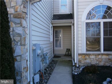 55 Griffith Miles Cir, Warminster, PA 18974 - photo 2