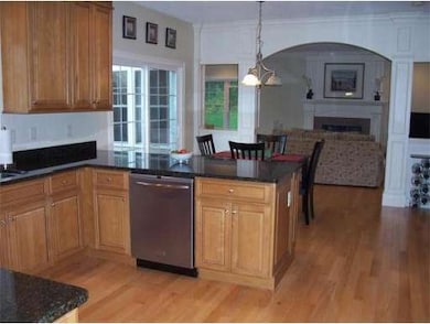 34 Breakneck Hill Rd, Southborough, MA 01772 - photo 2