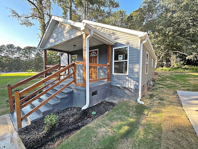 507 McLure St, Union, SC 29379 - photo 3