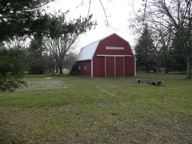 2104 Greenly St SW, Grandville, MI 49418 - photo 7