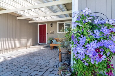 5050 Del Mar Dr, Central Point, OR 97502 - photo 3